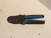 Zonnepaneel installatiemateriaal met gereedschap - afbeelding 16 van  18