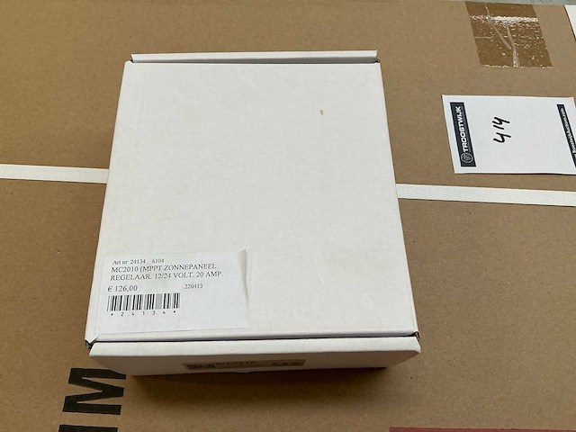 Zonnepaneel met omvormer - afbeelding 4 van  5