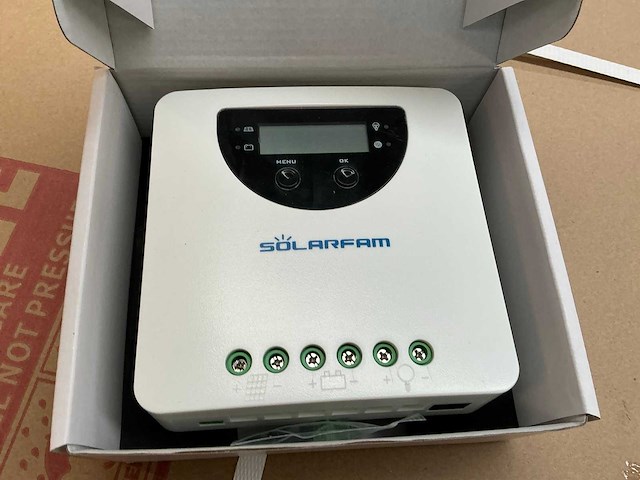 Zonnepaneel met omvormer - afbeelding 5 van  5