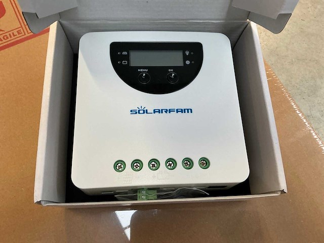 Zonnepaneel met omvormer - afbeelding 5 van  5