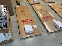 Zonnepaneel met omvormer - afbeelding 1 van  5