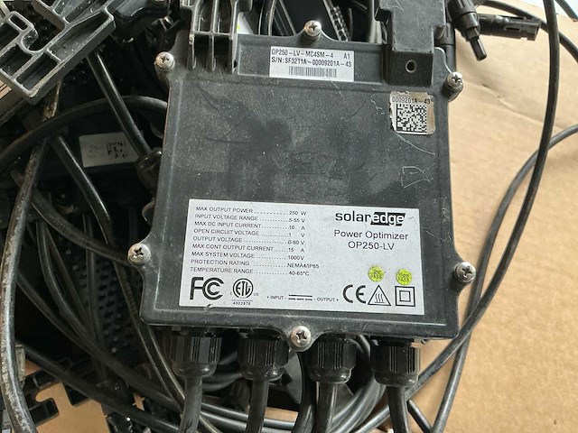 Zonnepaneel omvormers (28x) - afbeelding 5 van  5