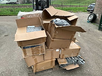 Zonnepaneel onderdelen en bevestigingsmaterialen - afbeelding 1 van  13