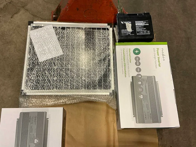 Zonnepaneel set - afbeelding 1 van  4