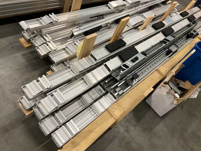 Zonnepaneelhouder + clips - afbeelding 6 van  6