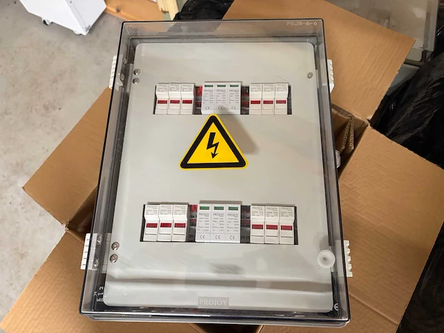 Zonnepanelen overspanning beveiliging (180x) - afbeelding 5 van  37