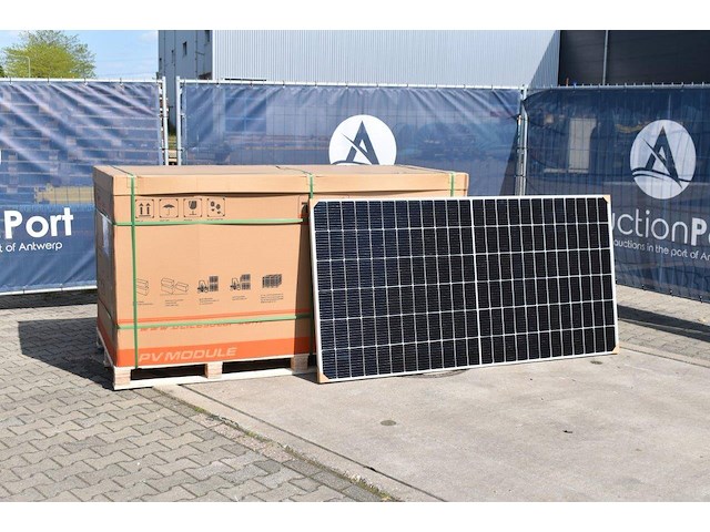 Zonnepanelen ulica solar ul-550m-144hv 10 stuks nieuw - afbeelding 1 van  1