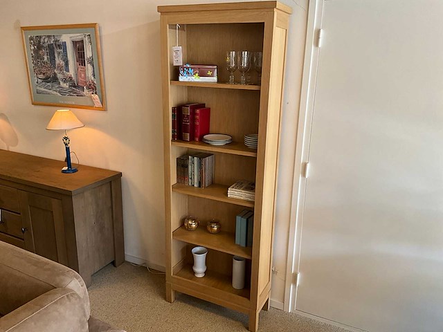 Zora eiken boekenkast - afbeelding 1 van  3