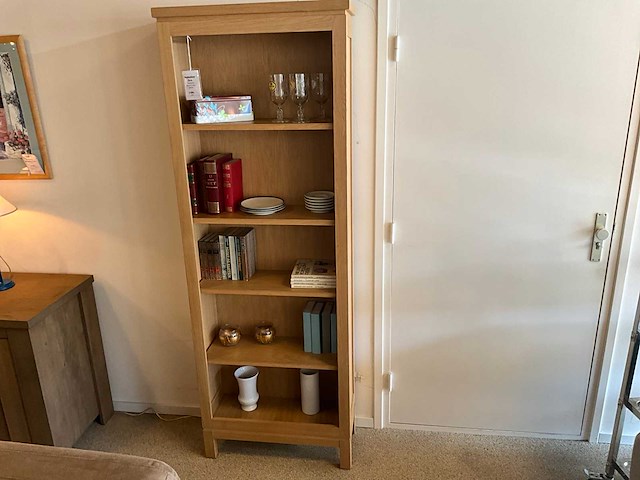 Zora eiken boekenkast - afbeelding 2 van  3