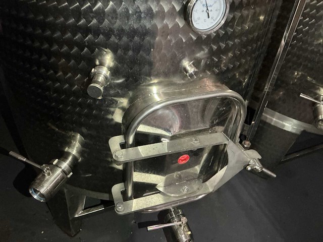 Zottel vergistingtank 1100liter (2x) - afbeelding 10 van  11