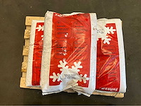 Zout strooi apparaat en strooizout - afbeelding 4 van  4