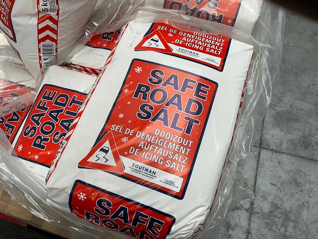Zoutman safe road salt 425kg strooizout - afbeelding 3 van  4