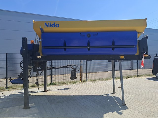 Zoutstrooier 7m³, nido - schmidt, stratos b70-42 pcln660, 2007 - afbeelding 35 van  44