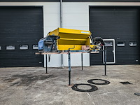 Zoutstrooier, nido | schmidt, stratos b08-18 bax, 2002