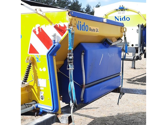 Zoutstrooier, nido, stratos b11k-27 pcln-350, cd-orm-3280, 2008 - afbeelding 11 van  16