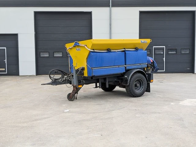 Zoutstrooier, nido, stratos b17kr-21, 2011 - afbeelding 1 van  17