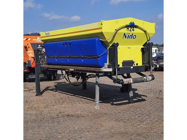 Zoutstrooier, nido, stratos b70-42 pcln-700, cd-orm-2269, 2013 - afbeelding 1 van  18