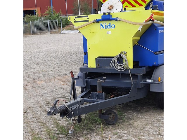 Zoutstrooier op aanhanger, nido, stratos b11-18 awcln 350, cd-orm-2179, 2013 - afbeelding 12 van  26