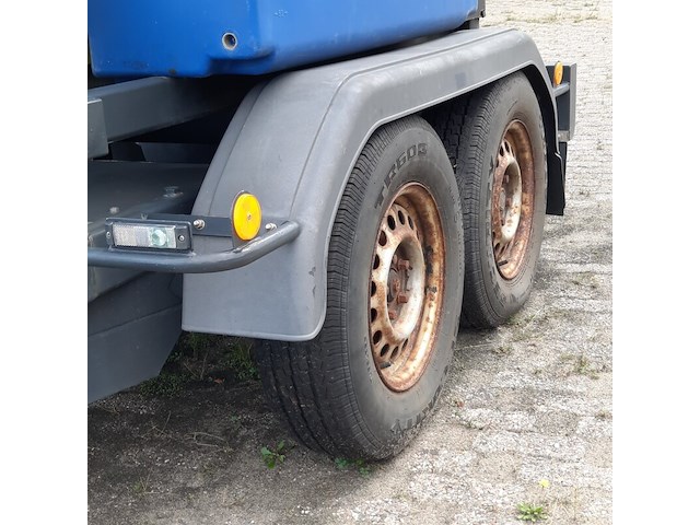 Zoutstrooier op aanhanger, nido, stratos b11-18 awcln 350, cd-orm-2179, 2013 - afbeelding 25 van  26