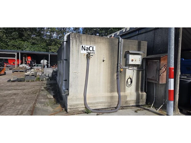 Zoutwatertank, nido, betontank 31000l, 2007, prj07066 - afbeelding 1 van  9