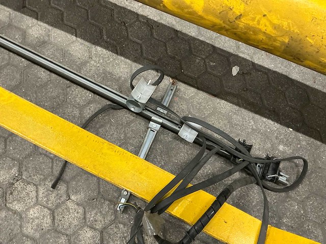 Zpmc europe - 2011 - zwenkkraan - afbeelding 8 van  11