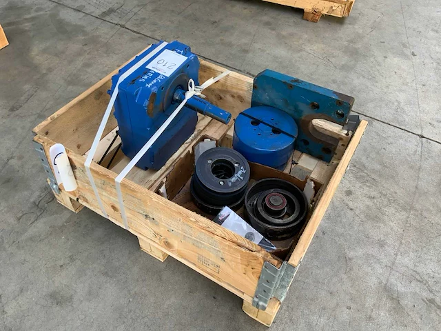 Zuidberg ford 10 serie pto - afbeelding 1 van  5