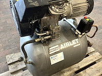 Zuigercompressor, atlas copco, airlet le 6 e - afbeelding 1 van  7