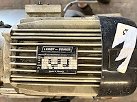 Zuigercompressor, atlas copco, airlet le 6 e - afbeelding 7 van  7