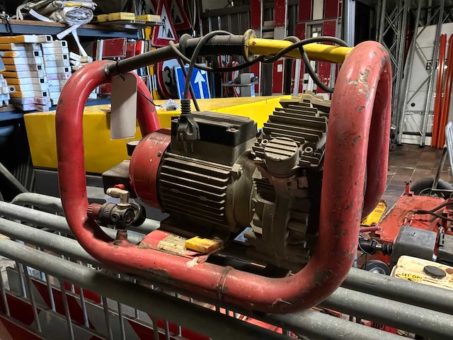 Zuigercompressor - afbeelding 3 van  6