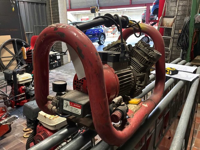 Zuigercompressor - afbeelding 4 van  6