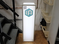 Zuil met verlichting en afmeting 30 x 30 x 100 cm. - afbeelding 1 van  2