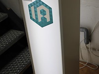 Zuil met verlichting en afmeting 30 x 30 x 100 cm. - afbeelding 2 van  2