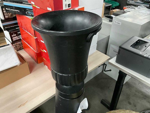 Zuil, plantenbak en lamp (3x) - afbeelding 4 van  8