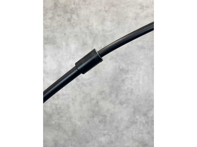 Zuiver arc - in hoogte verstelbare vloerlamp - afbeelding 5 van  8