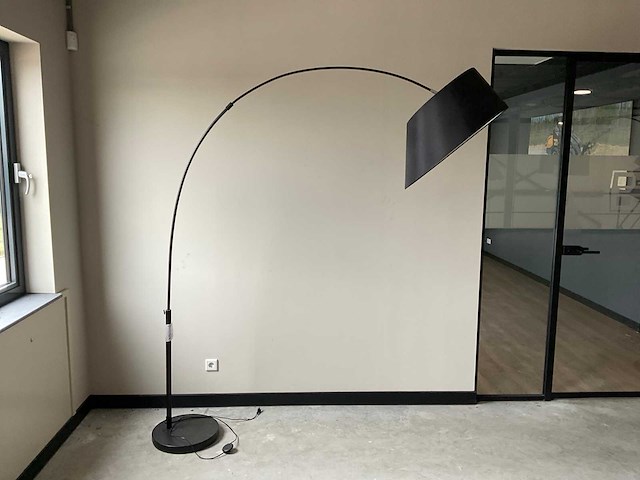 Zuiver arc lamp - afbeelding 1 van  5