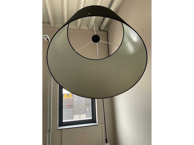 Zuiver arc lamp - afbeelding 3 van  5