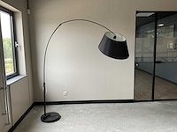 Zuiver arc lamp - afbeelding 1 van  2