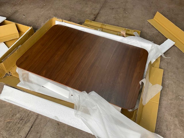 Zuiver glimps eetkamertafel - afbeelding 2 van  9