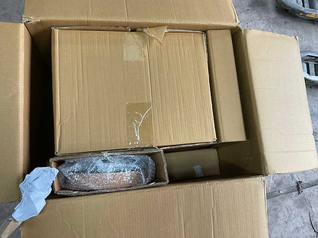 Zuiver totem smooth terra vloerlamp - afbeelding 3 van  4