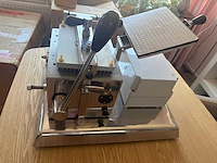 Zuma - 2006 - csz/300 - semi-automatische capsulevulmachine - afbeelding 8 van  8