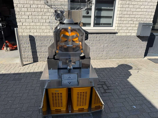 Zumex - 2021 - speed s plus sinaasappelpers - overige fruit- en groenteverwerking - afbeelding 1 van  5