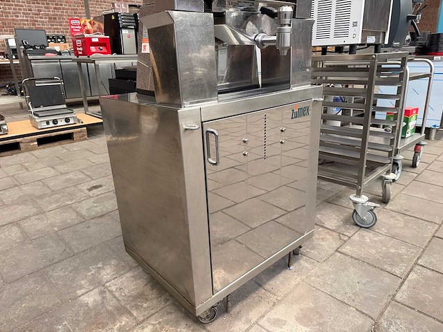 Zumex - speed pro self-service pod - professionele automatische sinaasappelpers - afbeelding 5 van  10