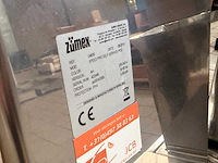 Zumex - speed pro self-service pod - professionele automatische sinaasappelpers - afbeelding 9 van  10
