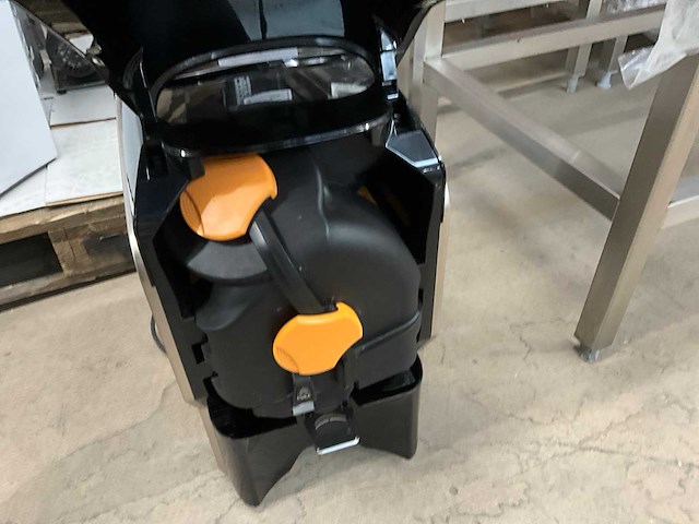 Zumex en panasonic sinaasappel pers en magnetron - afbeelding 11 van  15