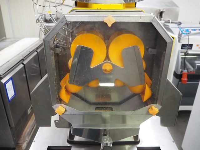 Zumex group s.a. - afbeelding 15 van  16