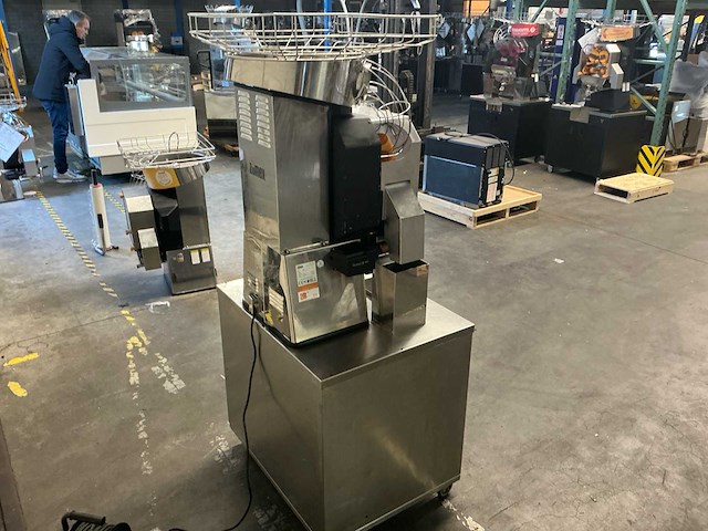 Zumex speed s+plus 08824 sinaasappel pers - afbeelding 12 van  17