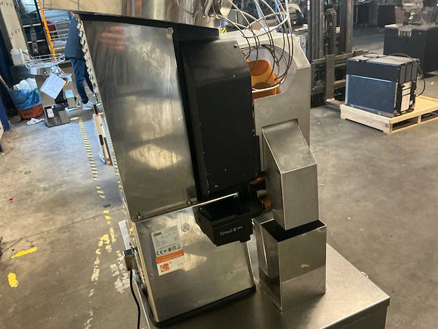 Zumex speed s+plus 08824 sinaasappel pers - afbeelding 8 van  17