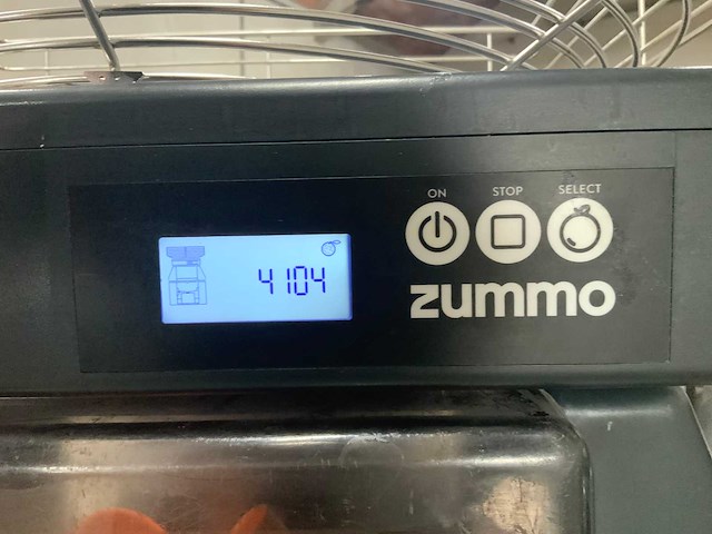 Zummo z40a sinaasappelpers - 2025 - flessenrek met flessen - afbeelding 10 van  14