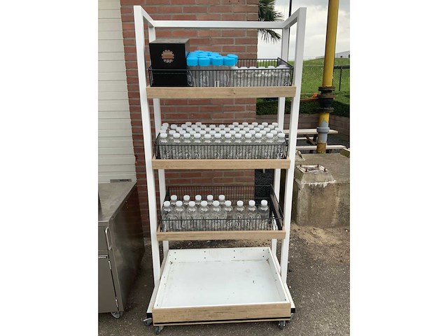 Zummo z40a sinaasappelpers - 2025 - flessenrek met flessen - afbeelding 4 van  14