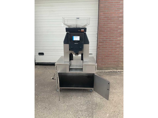 Zummo z40a sinaasappelpersmachine - 2024 - afbeelding 2 van  11